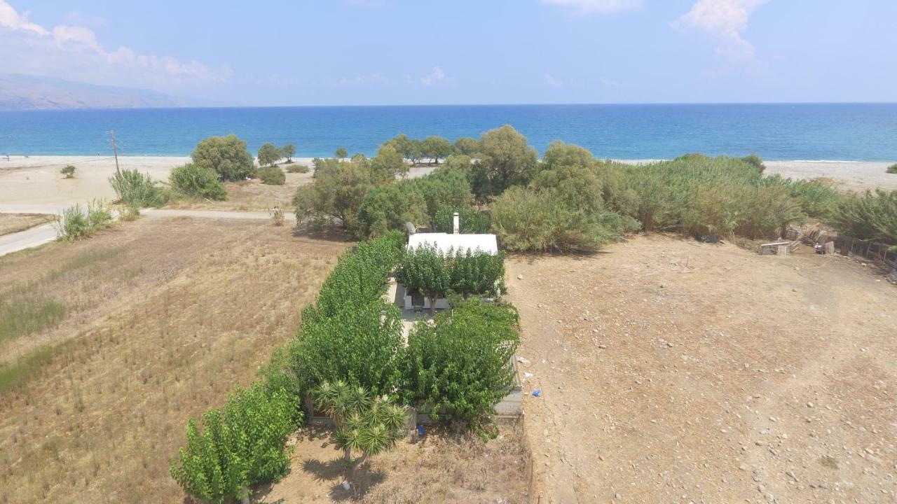 Villa Aadonis Traditional House On The Sea