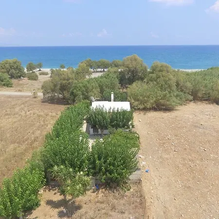 Aadonis Traditional House On The Sea Kolymbari Exterior photo